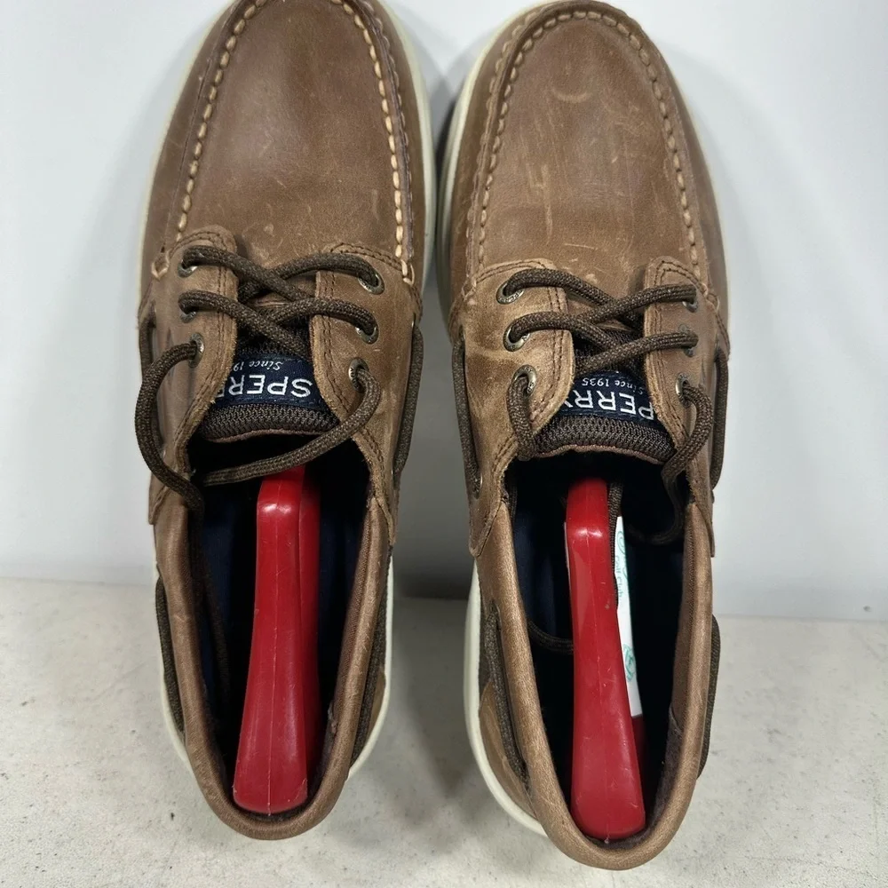 Sperry stylish boat